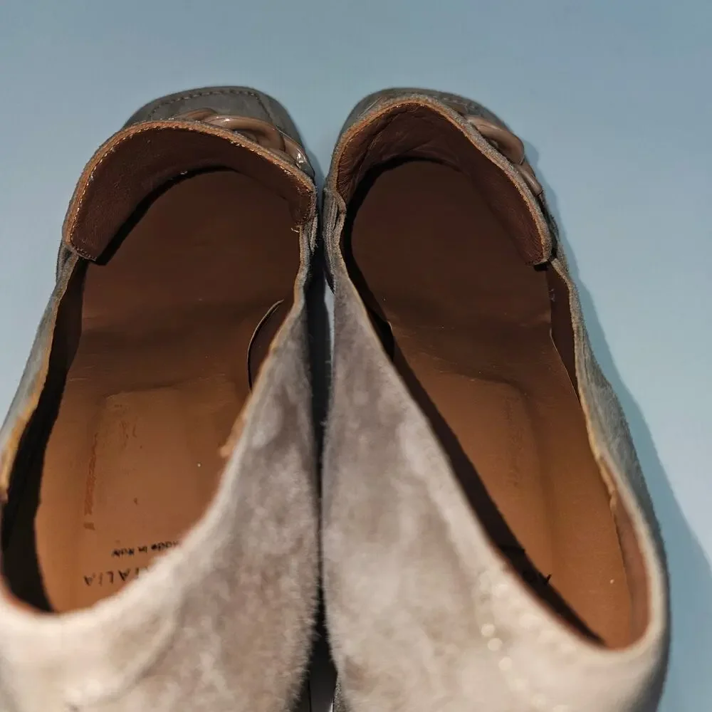 Aquatalia elegant suede